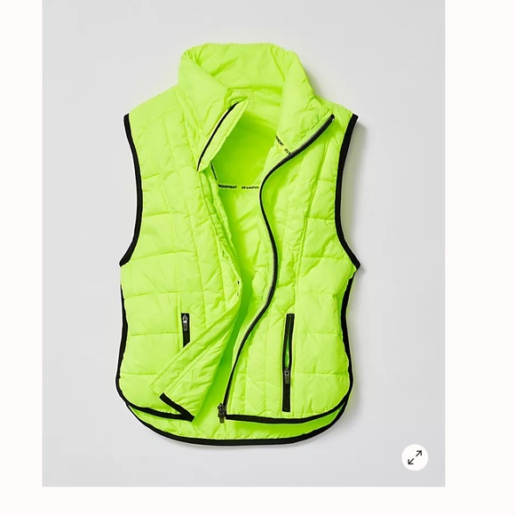 NWOT Run This Puffer Vest perfect for pickle-ball - Picture 5 of 10